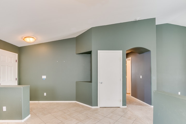Photo 10 of 31 - 9920 W Hess St, Tolleson, AZ 85353