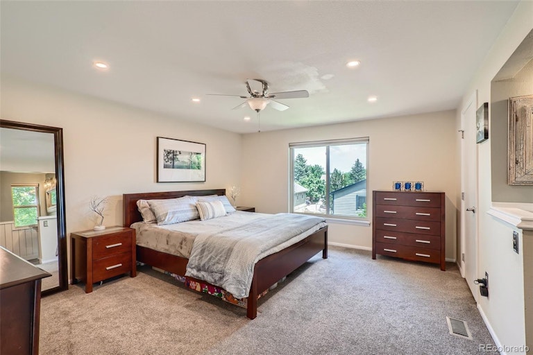 Photo 11 of 26 - 8020 Flower Ct, Arvada, CO 80005