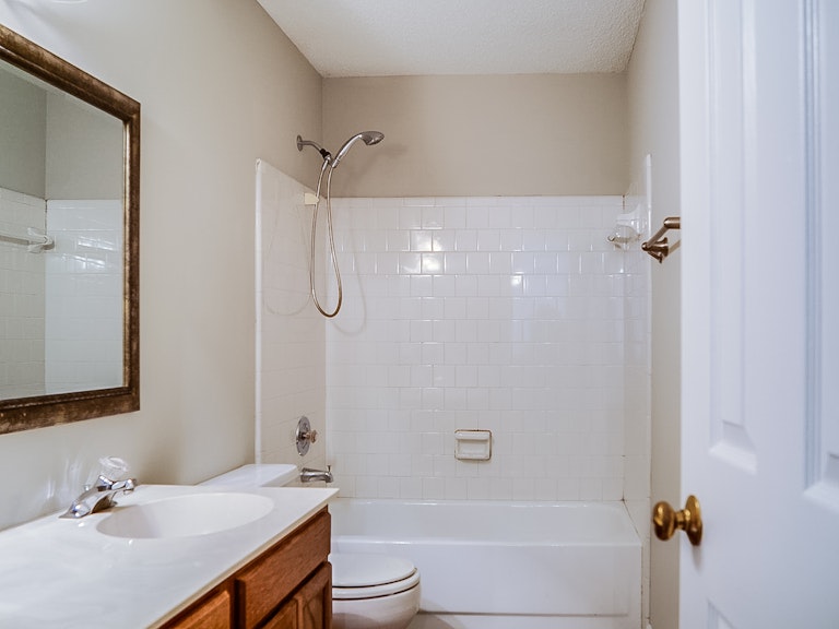Photo 23 of 27 - 1007 Pagoda Pl, Knightdale, NC 27545