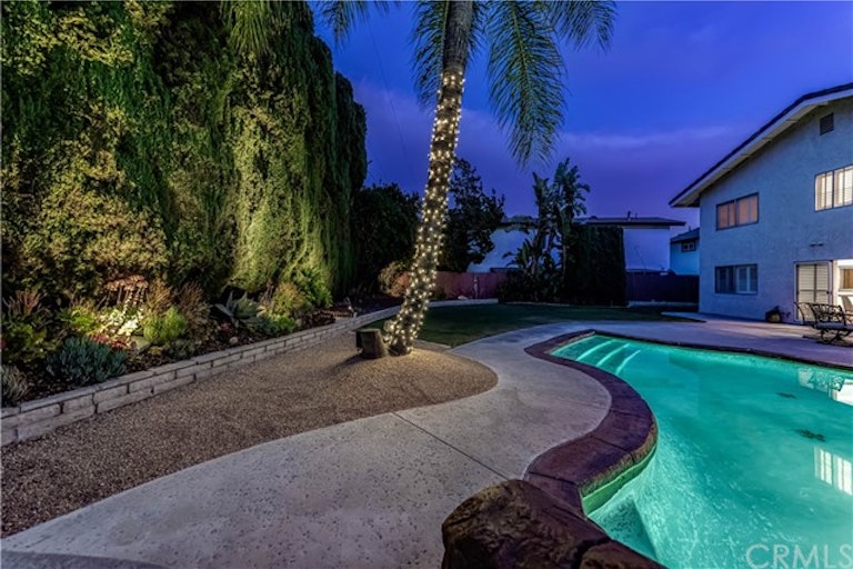 Photo 33 of 42 - 13292 Shepard Way, Santa Ana, CA 92705