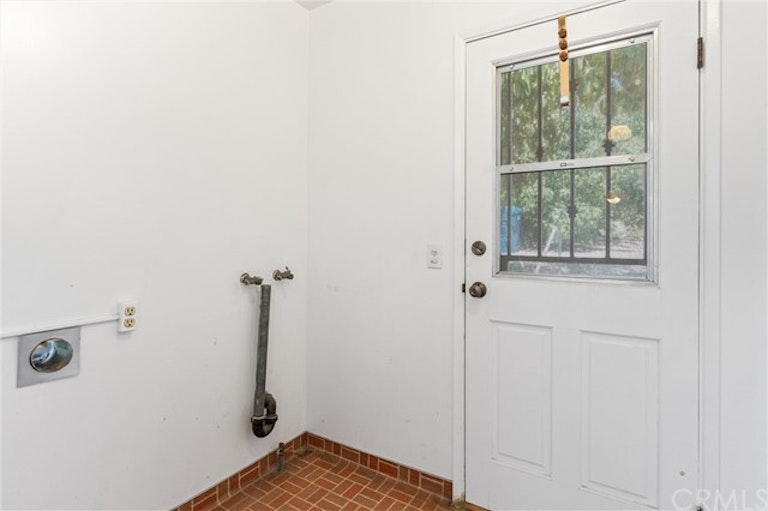 Photo 17 of 30 - 504 Sombrero Rd, Monrovia, CA 91016