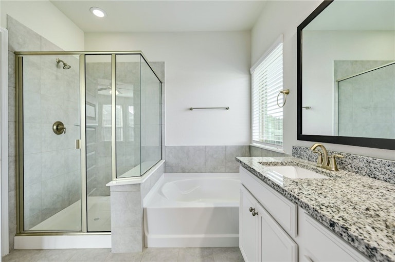 Photo 15 of 23 - 210 Quarryman Dr, Hutto, TX 78634