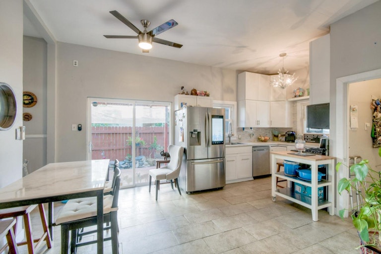 Photo 10 of 20 - 14137 Dye St, Walnut Grove, CA 95690