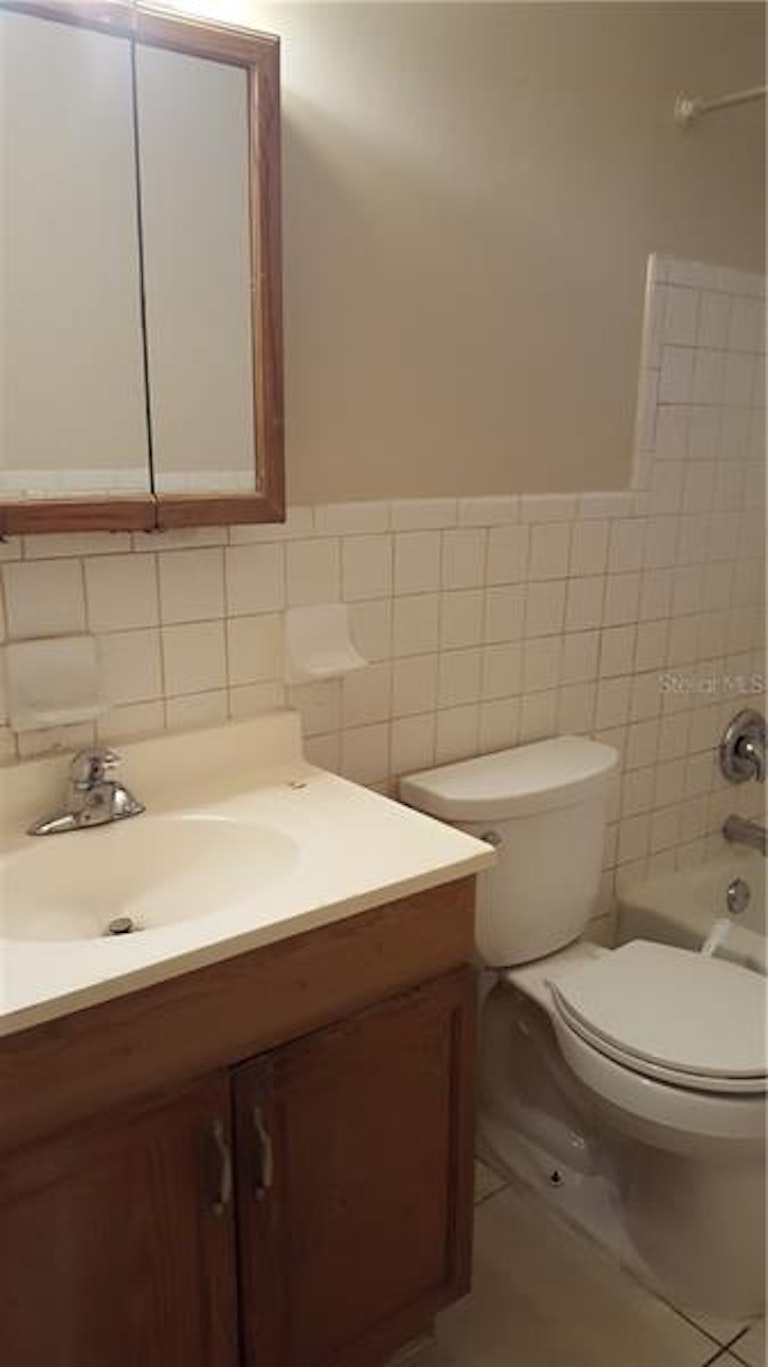 Photo 5 of 7 - 10106 N 10th St, Tampa, FL 33612