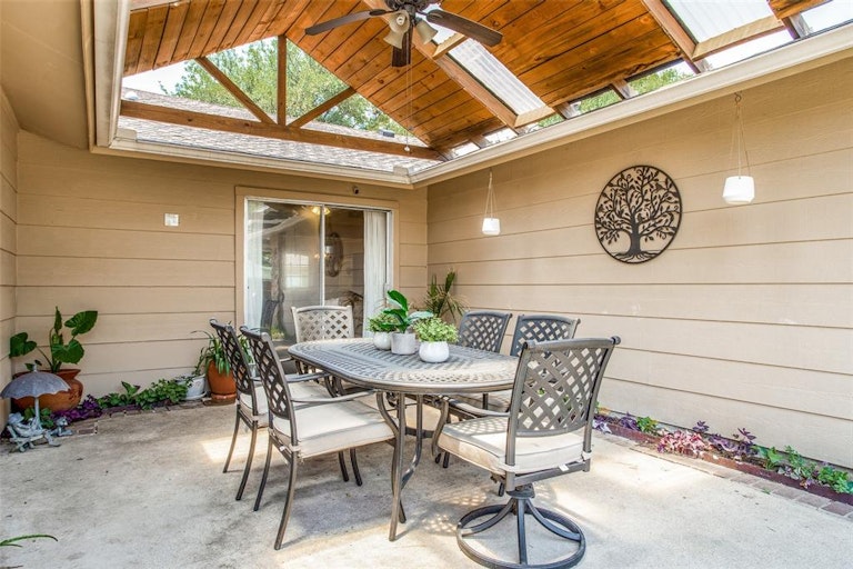 Photo 25 of 36 - 3008 Kensington Dr, Mesquite, TX 75150