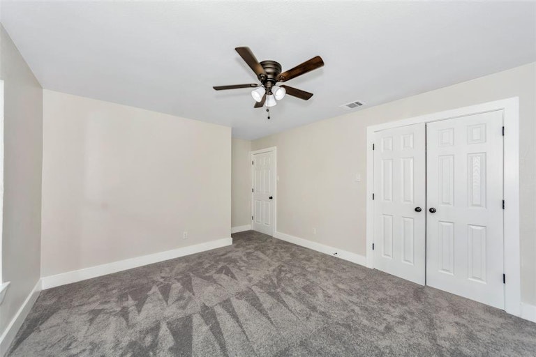Photo 24 of 34 - 1341 Stafford Dr, Fort Worth, TX 76134