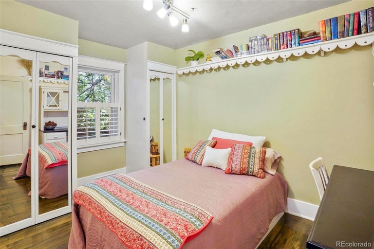 Photo 25 of 36 - 5677 S Louthan St, Littleton, CO 80120