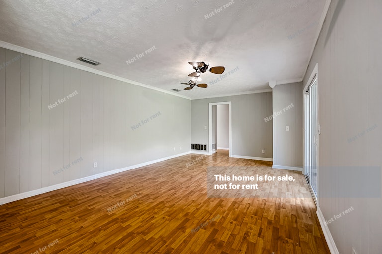 Photo 25 of 35 - 2590 Aquarius Rd, Orange Park, FL 32073