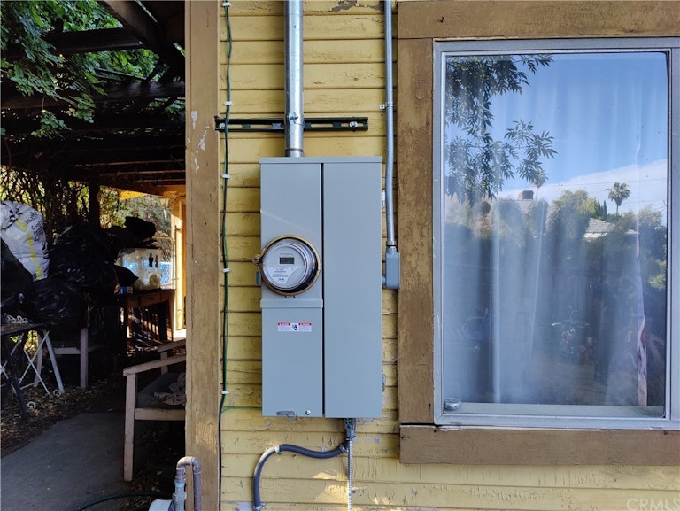 Photo 15 of 16 - 2384 Norwalk Ave, Los Angeles, CA 90041
