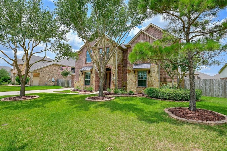 Photo 38 of 44 - 5306 Clear Landing Ct, Rosharon, TX 77583