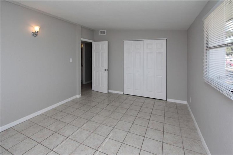 Photo 18 of 25 - 1501 S 78th St, Tampa, FL 33619