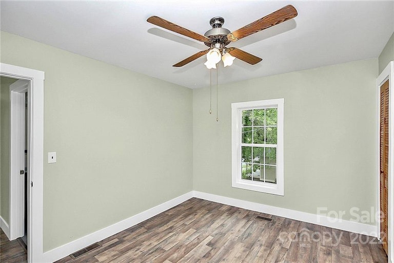 Photo 23 of 30 - 611 J Ave, Kannapolis, NC 28081