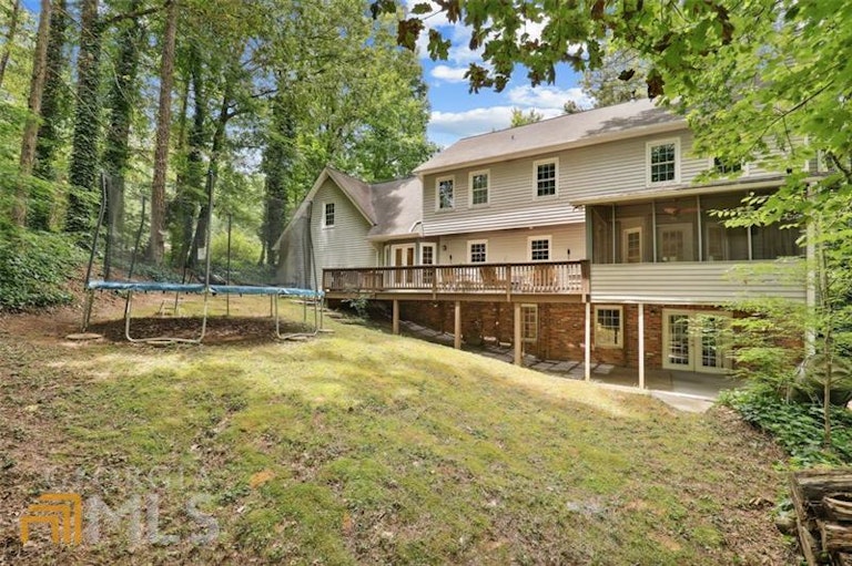 Photo 34 of 36 - 4345 Inverary Walk NE, Roswell, GA 30075