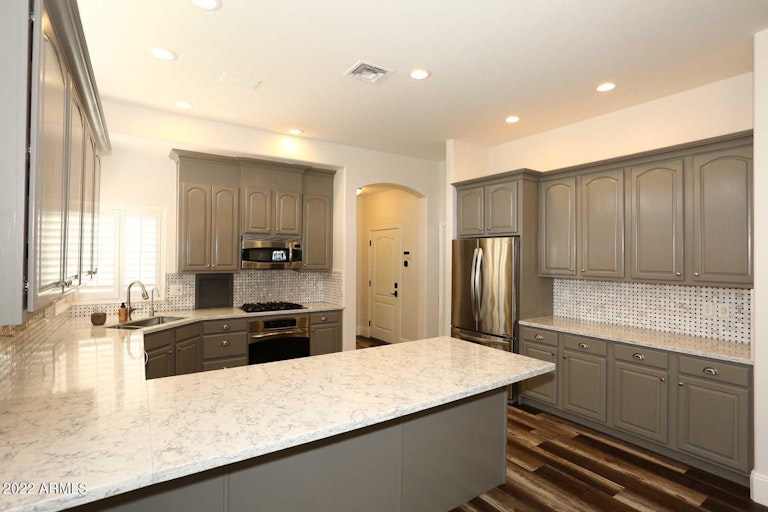 Photo 9 of 50 - 1015 S Maple, Mesa, AZ 85206