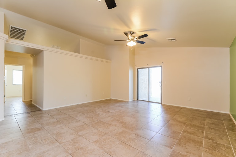 Photo 7 of 25 - 14211 N Chaco Journey Ave, Marana, AZ 85658
