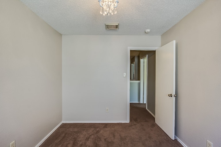 Photo 13 of 17 - 4842 Limestone Well Dr, San Antonio, TX 78247