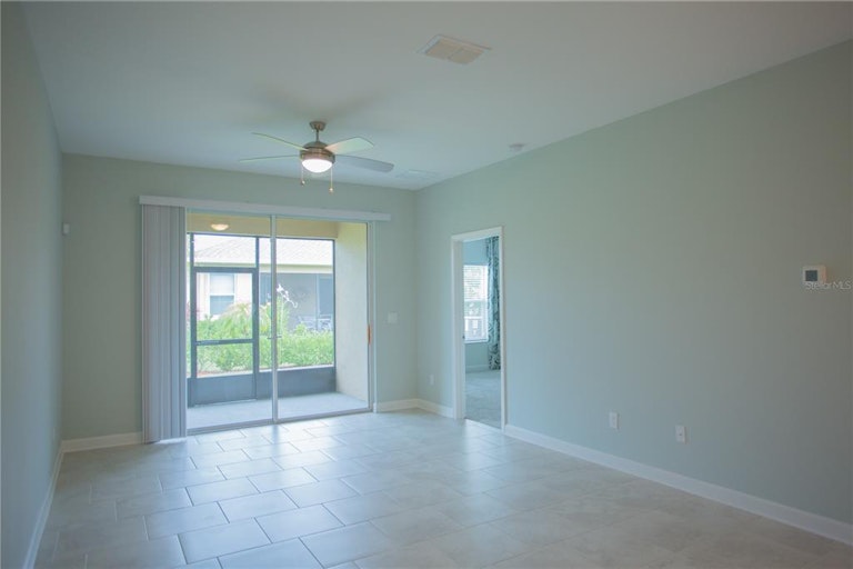 Photo 6 of 15 - 3023 Caneel St, Winter Haven, FL 33884