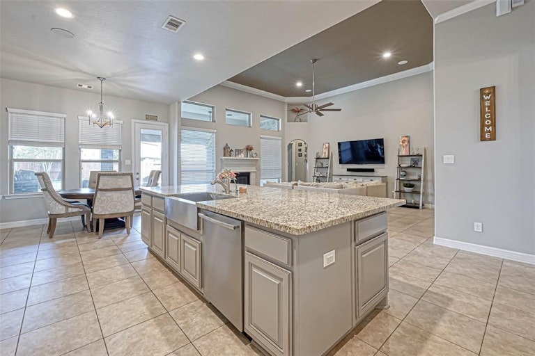 Photo 19 of 47 - 11406 Domina St, Richmond, TX 77406
