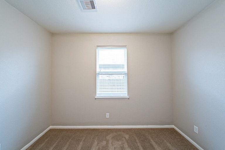 Photo 20 of 35 - 18226 Russett Green Dr, Tomball, TX 77377