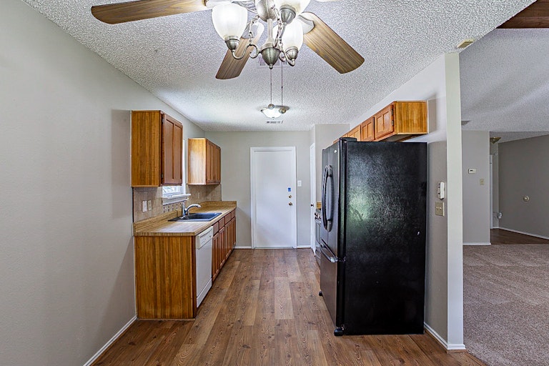 Photo 8 of 18 - 5535 Needville, San Antonio, TX 78233