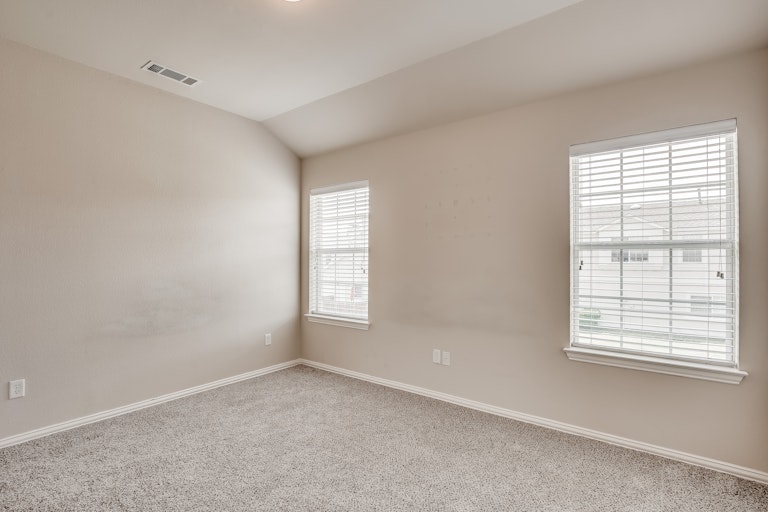 Photo 14 of 23 - 706 S Jupiter Rd #1105, Allen, TX 75002