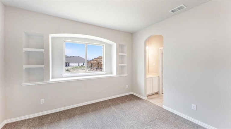 Photo 20 of 28 - 2260 High Plain Ln, Waxahachie, TX 75167