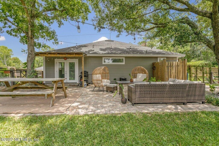 Photo 36 of 47 - 13516 Otway Rd, Jacksonville, FL 32246
