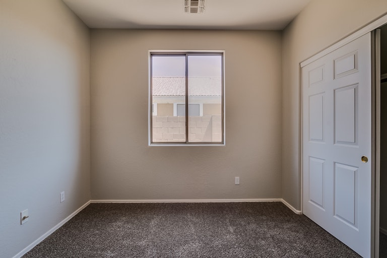 Photo 17 of 27 - 3232 E Bluebird Dr, Gilbert, AZ 85297