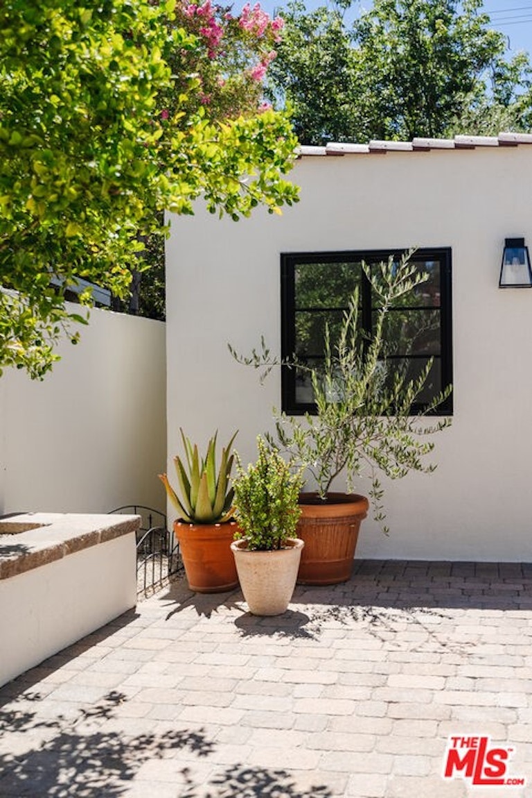 Photo 39 of 50 - 4649 Cartwright Ave, North Hollywood, CA 91602