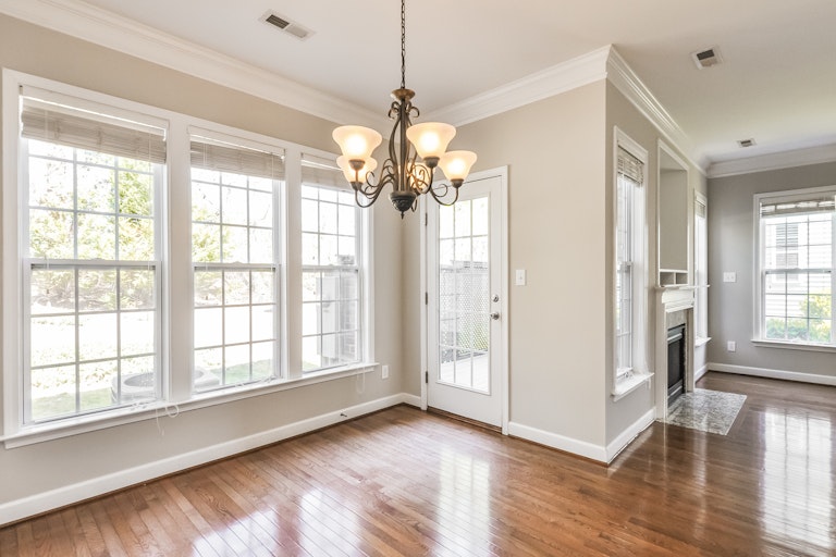 Photo 12 of 25 - 135 Florians Dr, Holly Springs, NC 27540