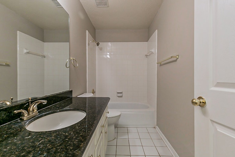 Photo 22 of 32 - 1603 Berkoff Dr, Sugar Land, TX 77479