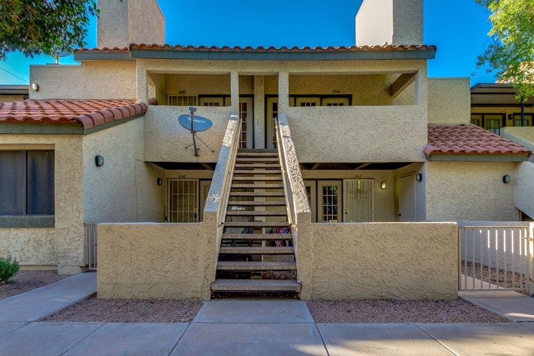 Photo 1 of 18 - 30 E Brown Rd #2041, Mesa, AZ 85201
