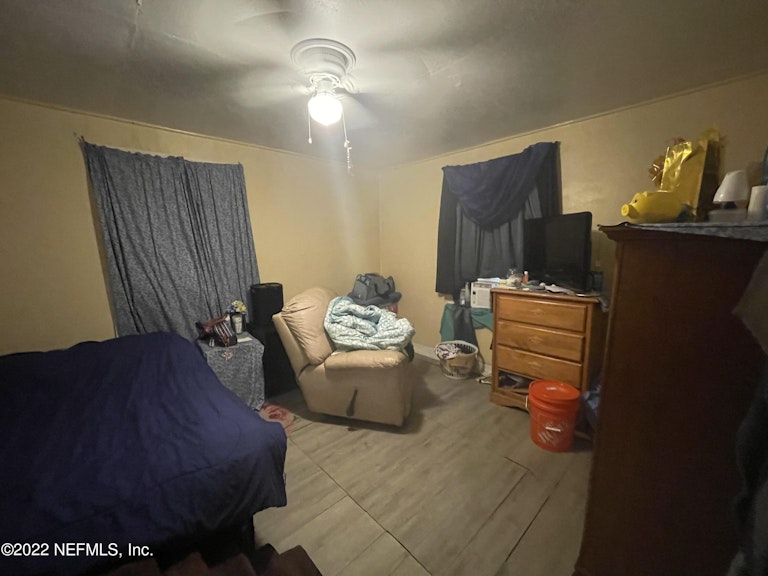 Photo 3 of 7 - 153 Jericho Rd, Jacksonville, FL 32218