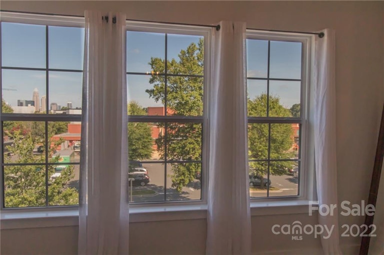 Photo 15 of 23 - 1308 Nandina St, Charlotte, NC 28205