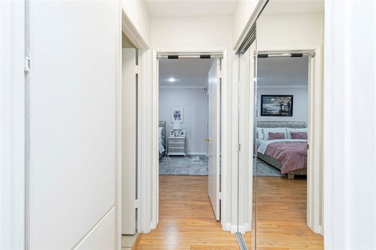Photo 18 of 48 - 1339 N Columbus Ave, Glendale, CA 91202