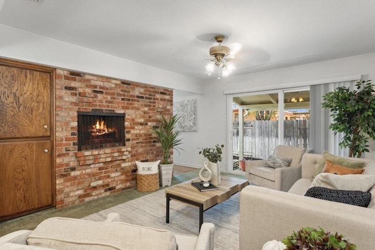 Photo 17 of 30 - 4617 Foutz Ct, Sacramento, CA 95821