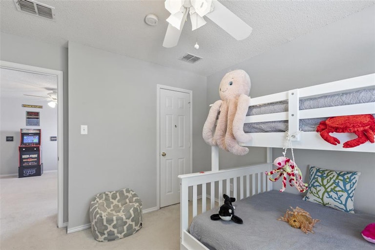 Photo 27 of 32 - 1105 Indian Trail Ct, Roanoke, TX 76262
