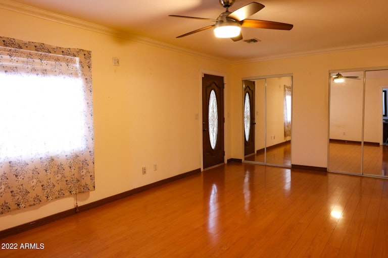 Photo 5 of 12 - 6841 N 11th St, Phoenix, AZ 85014
