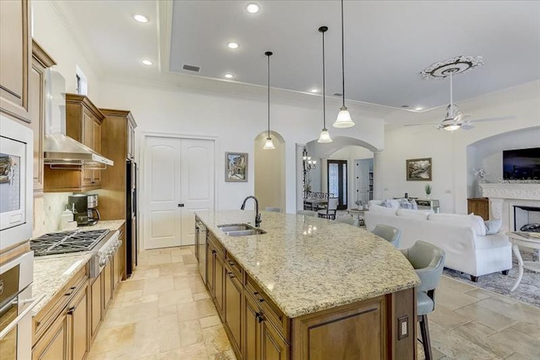 Photo 4 of 35 - 14722 Secret Harbor Pl, Lakewood Ranch, FL 34202