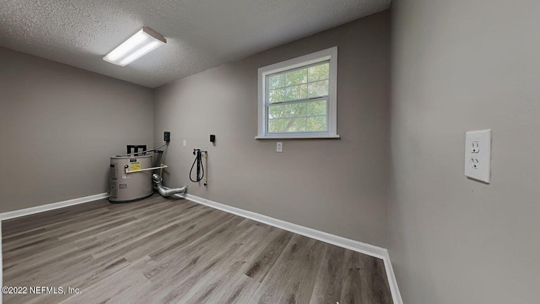Photo 7 of 16 - 6813 Gaillardia Rd S, Jacksonville, FL 32211
