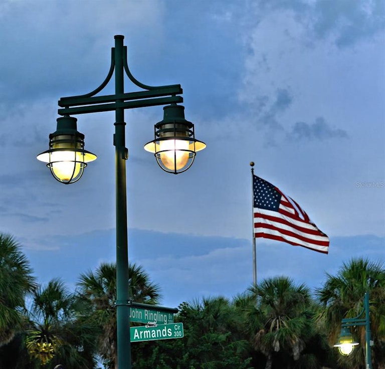 Photo 38 of 50 - 1001 Benjamin Franklin Dr #212, Sarasota, FL 34236
