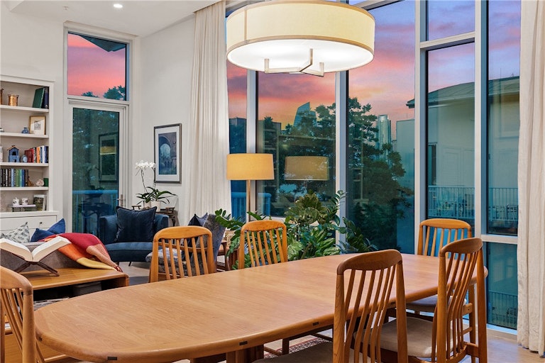 Photo 8 of 40 - 1600 Barton Springs Rd #3601, Austin, TX 78704