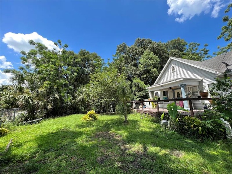 Photo 2 of 18 - 811 Edith Ave, Lakeland, FL 33815