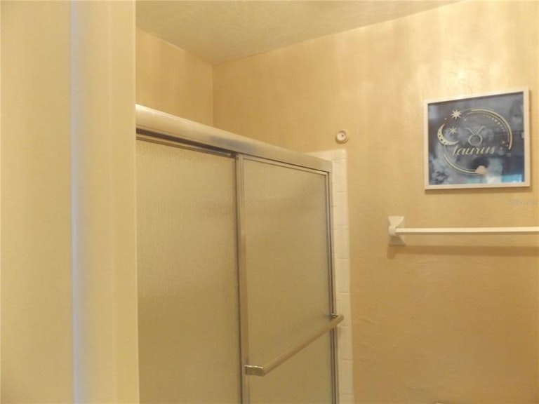 Photo 16 of 26 - 156 Fallwood St, Fern Park, FL 32730