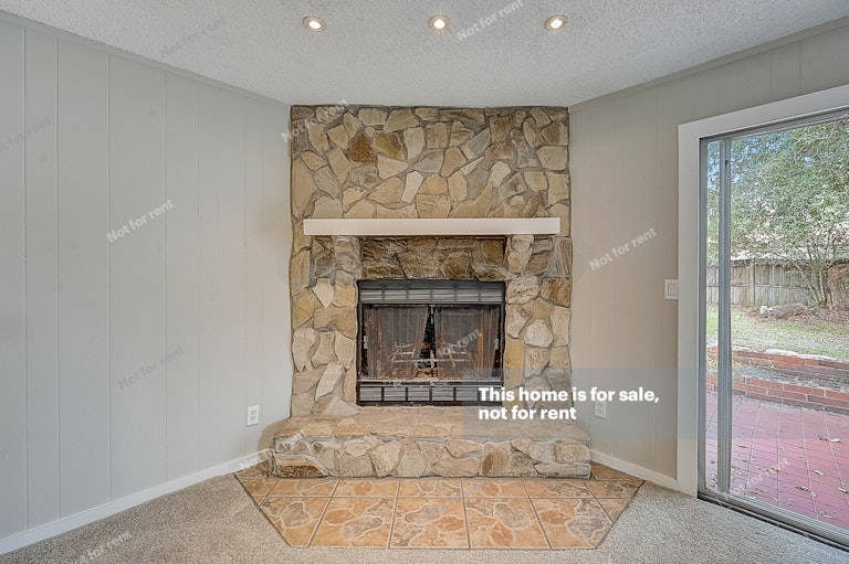 Photo 33 of 44 - 574 Valbon St, Orange Park, FL 32073