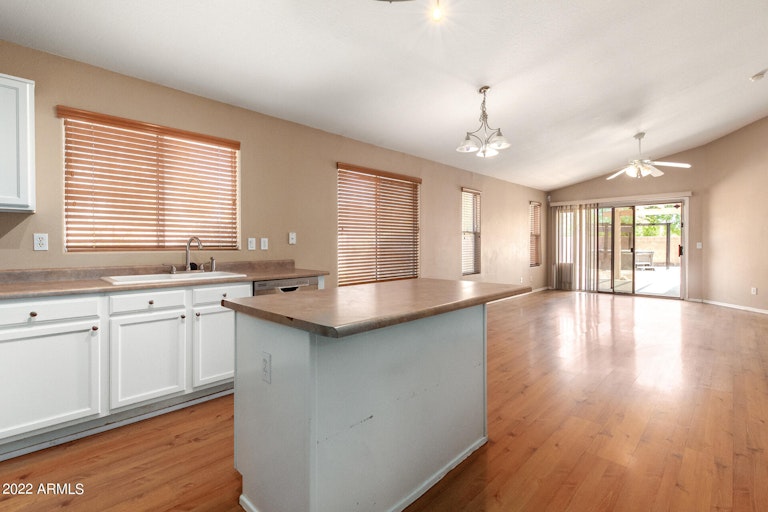 Photo 10 of 29 - 8227 W Apache St, Phoenix, AZ 85043