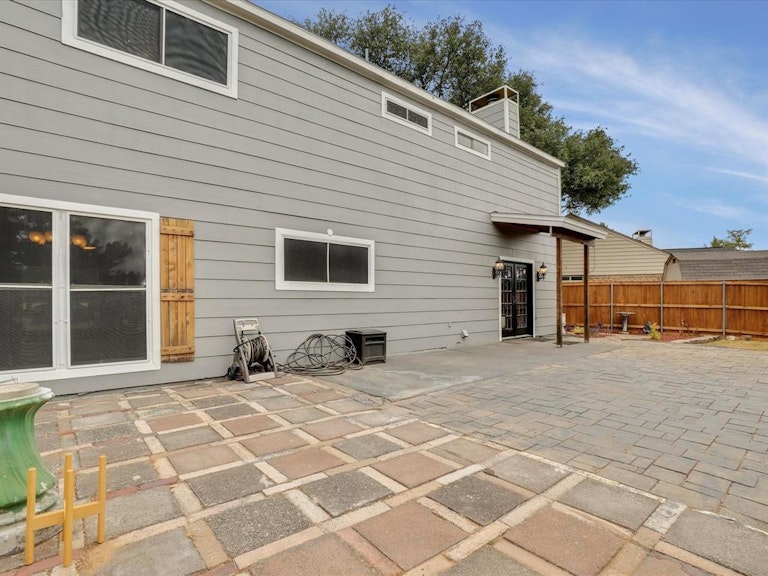 Photo 31 of 38 - 3910 Spring Meadow Ln, Flower Mound, TX 75028