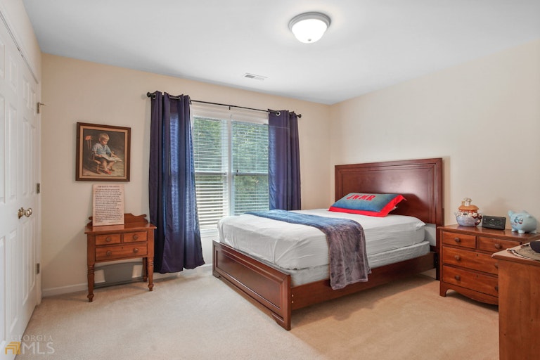Photo 27 of 39 - 265 Millhaven Lndg, Fayetteville, GA 30215