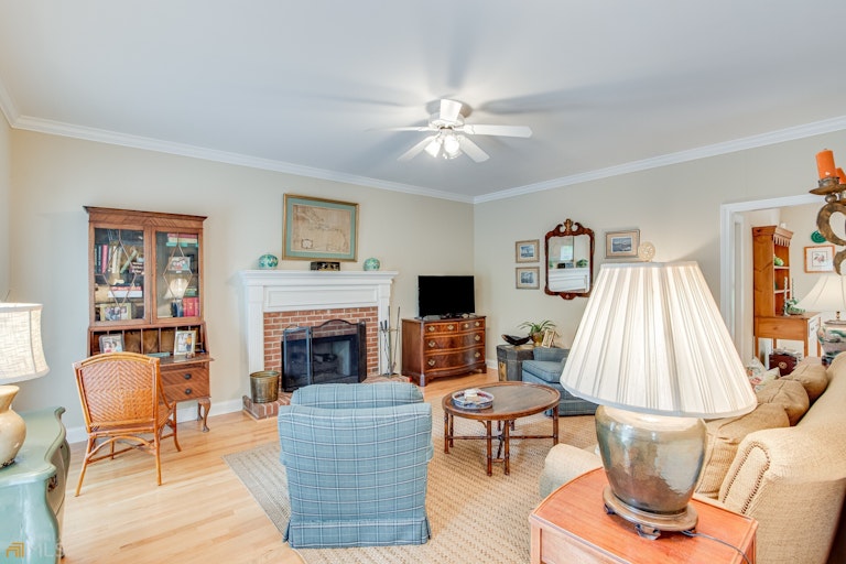 Photo 9 of 70 - 3723 Hardy Rd, Gainesville, GA 30506