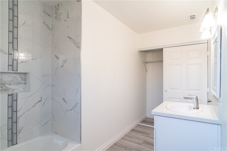 Photo 36 of 53 - 9828 Carob Ave, Fontana, CA 92335
